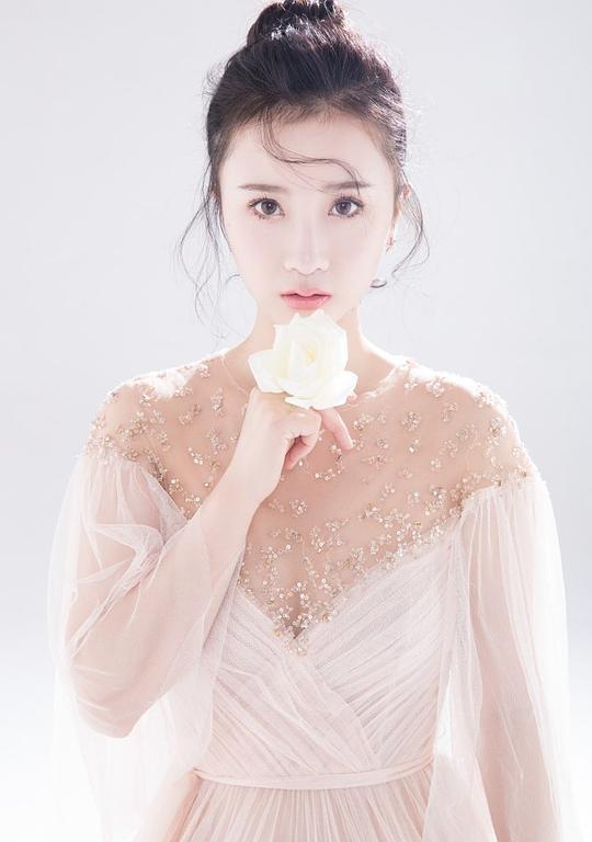 王骊亚 Liya Wang照片