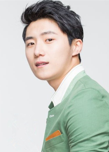 金泰允 Kim Tae Yoon照片