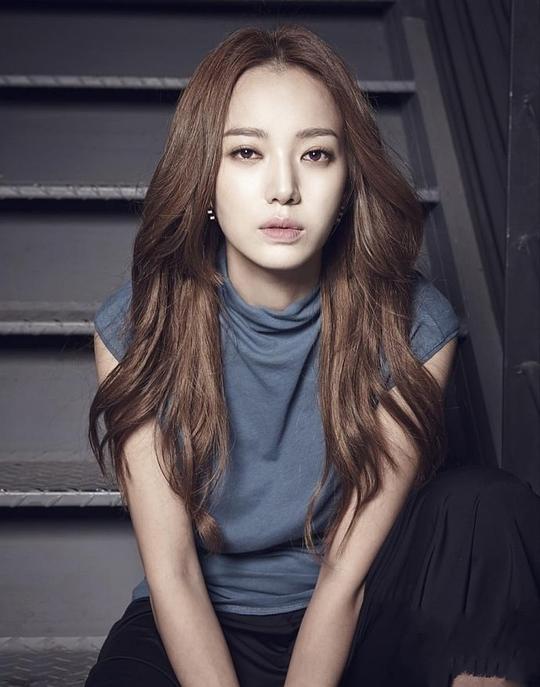 金敏京 Kim Min-Kyeong照片