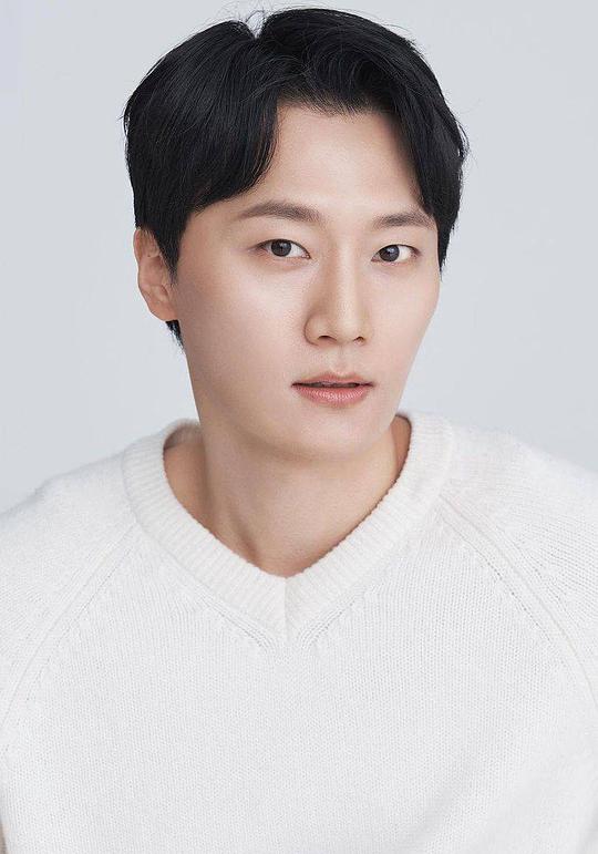 金流安 Kim Ryu-an照片