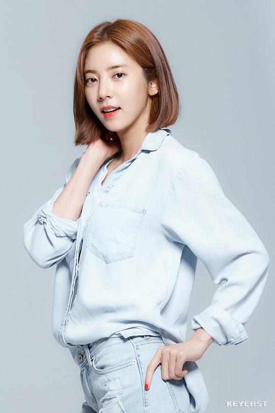 孙淡妃 Dam-Bi Son照片