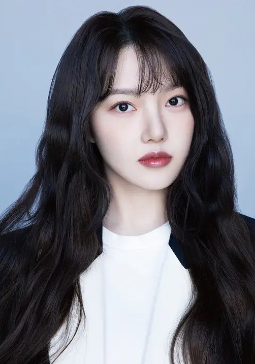 郑艺琳 Ye Rin照片