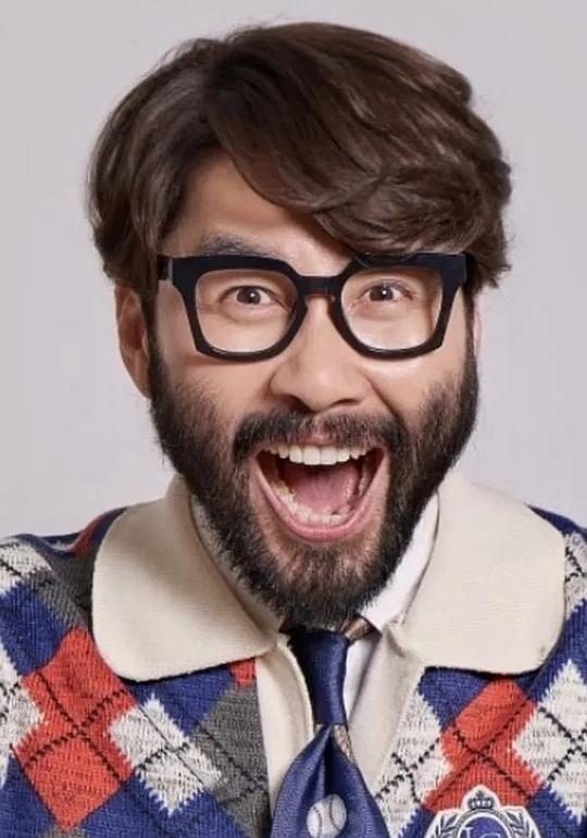 卢洪哲 Hong-cheol No照片