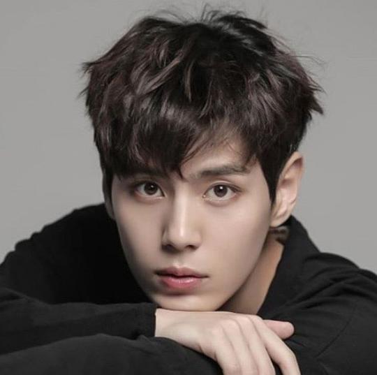 李秀雄 Su-woong Lee照片