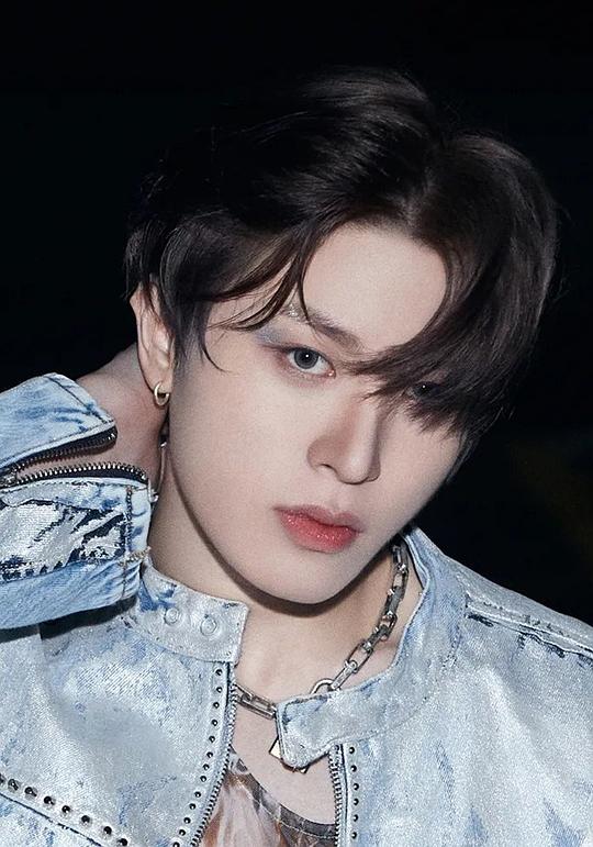 苏庭焕 JUNGHWAN照片