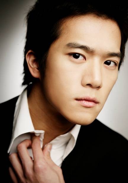 河锡辰 Seok-Jin Ha照片