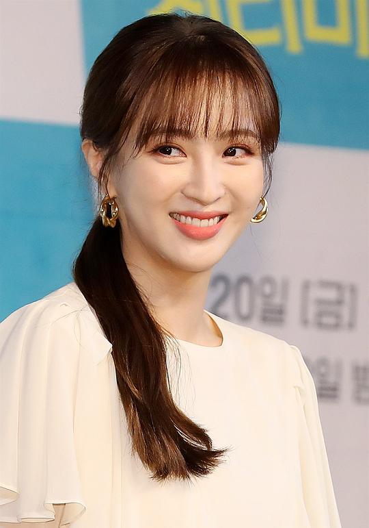 郑惠成 Hye-sung Jung照片