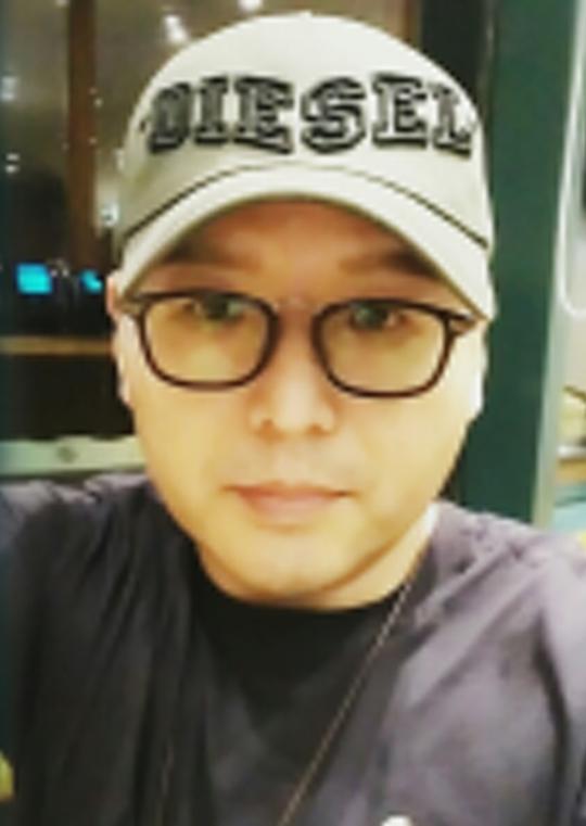 李英国 Young-kook Lee照片