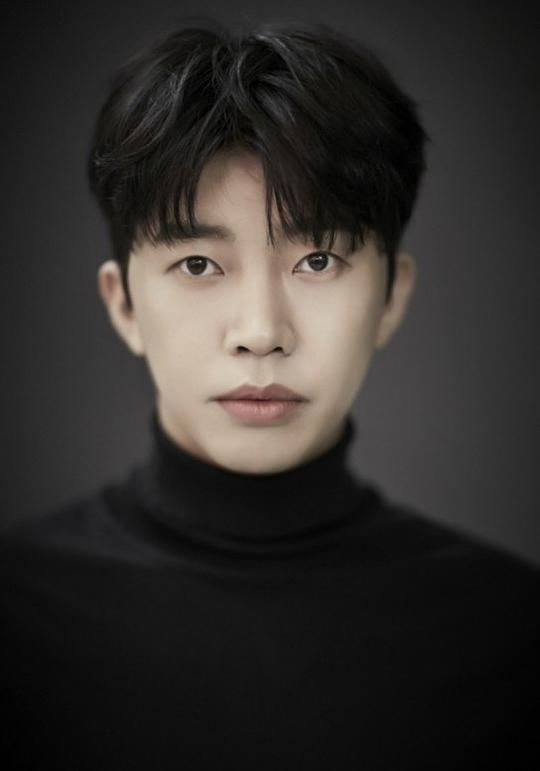 林英雄 Young-woong Lim照片