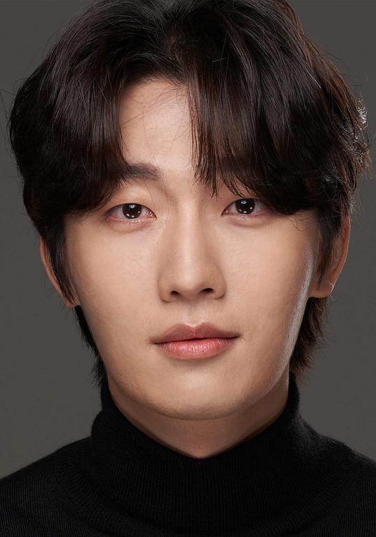 尹俊源 Yoon Jun Won照片