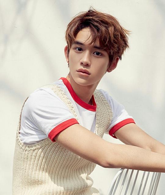 黄旭熙 Lucas Wong照片