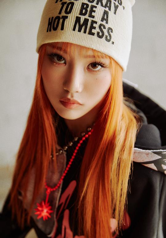 韩志訚 Han Jieun照片