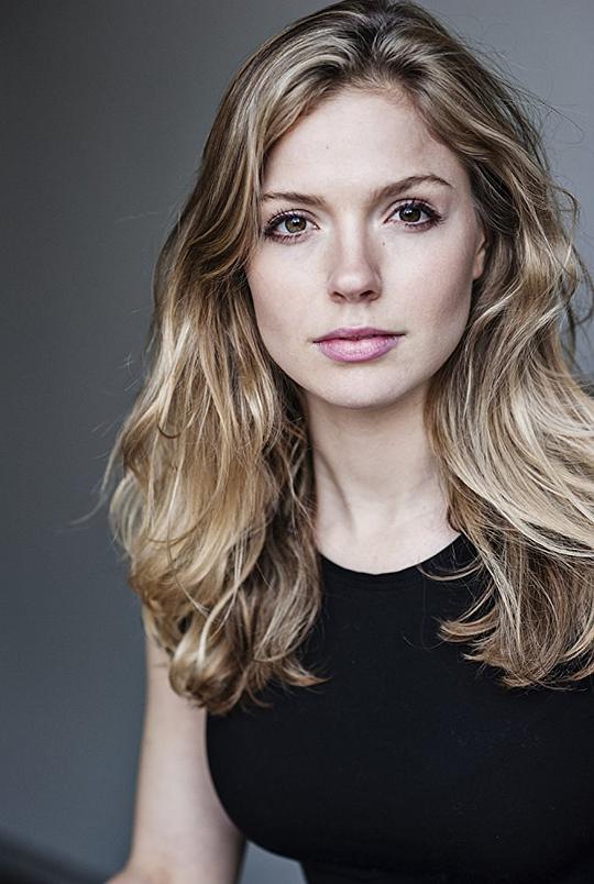 露西·阿登 Lucy Aarden照片