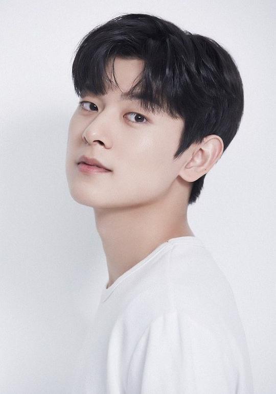 金明灿 Myung Chan Kim照片