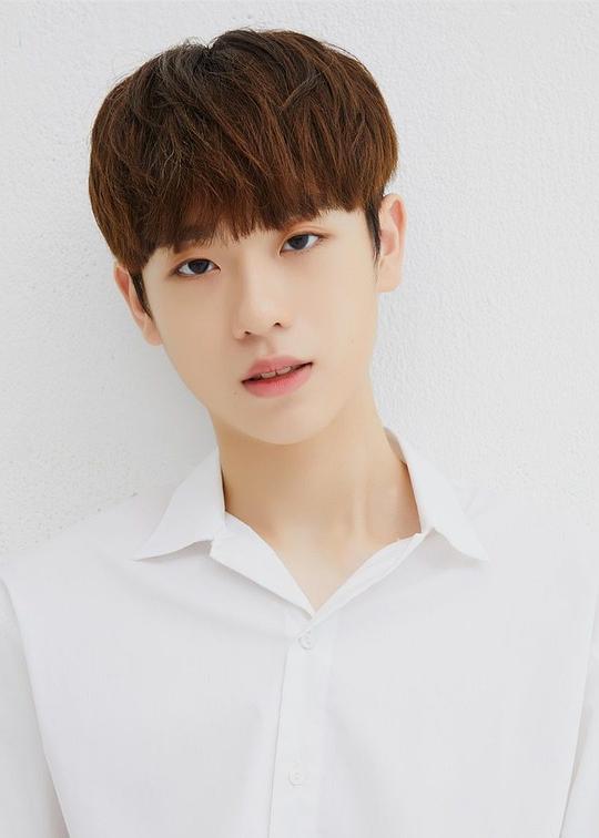 琴洞弦 Keum Dong-hyun照片