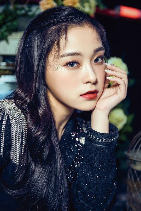 李佳泫 Ga-hyeon Lee照片