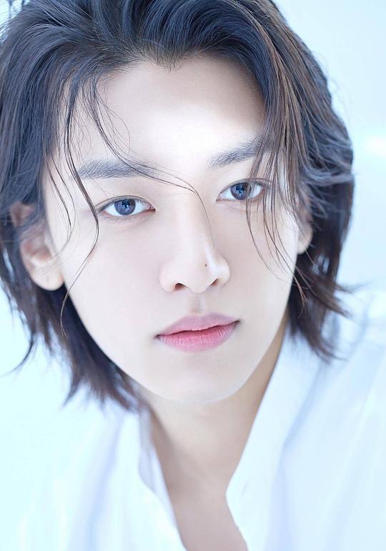 韩胜允 Seung-yun Han照片