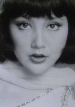 邵音音 Yin-Yin Shaw照片