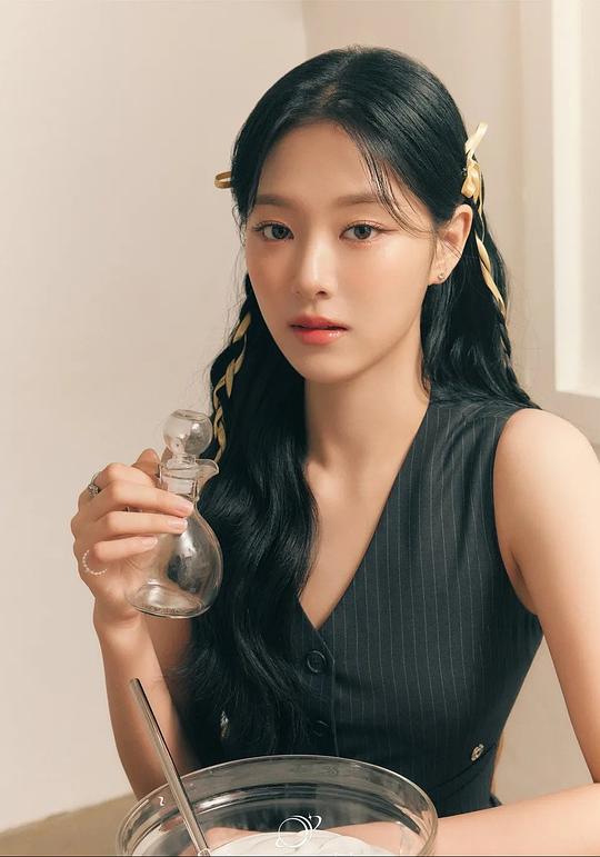 金贤真 HyunJin照片