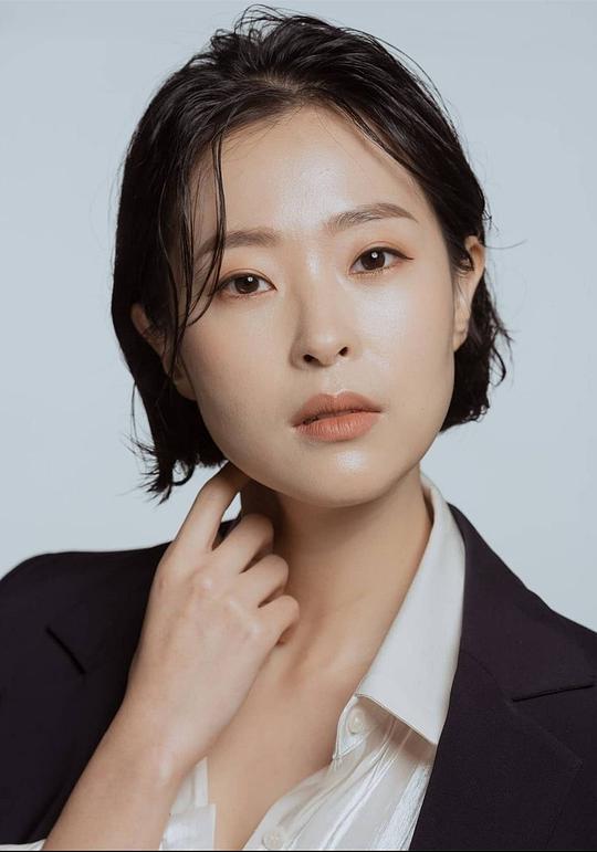 金秀暻 Kim Su Kyung照片