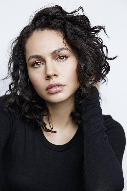 梅赛德斯·德拉泽尔达 Mercedes de la Zerda照片