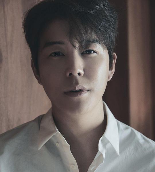 申智勋 Ji-Hoon Shin照片