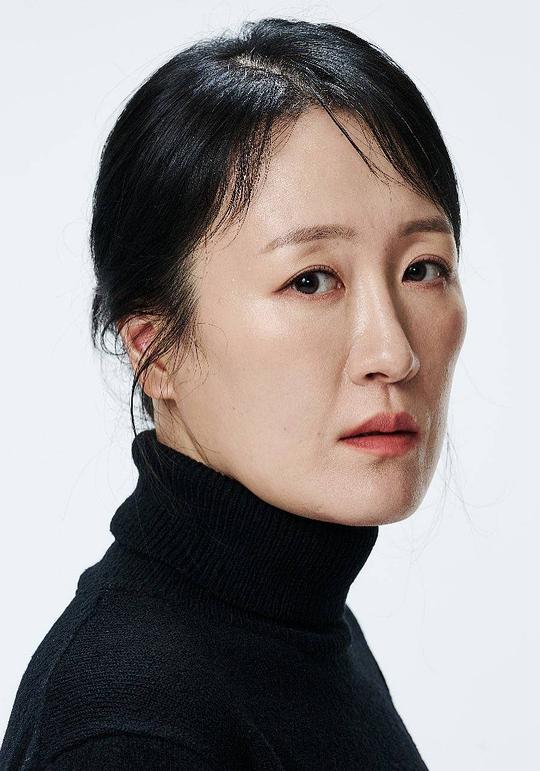 金佳英 Kim Ga Young照片