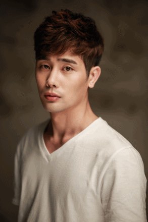 智燦 Ji Chan照片