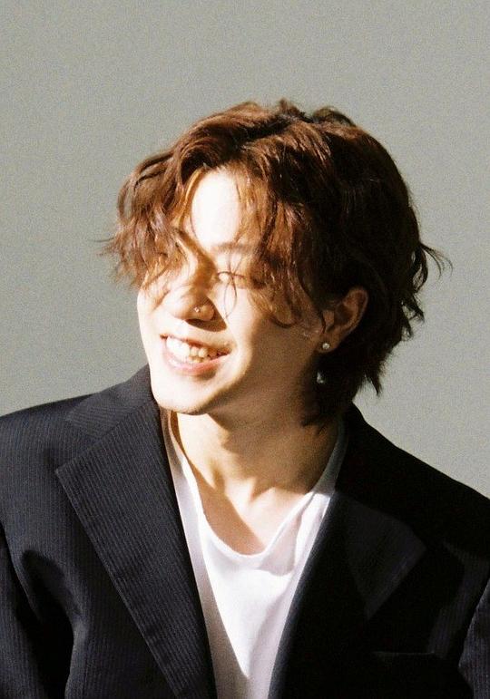 吴昇泽 lIlBOI照片