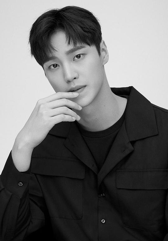 李泰焕 Tae-Hwan Lee照片