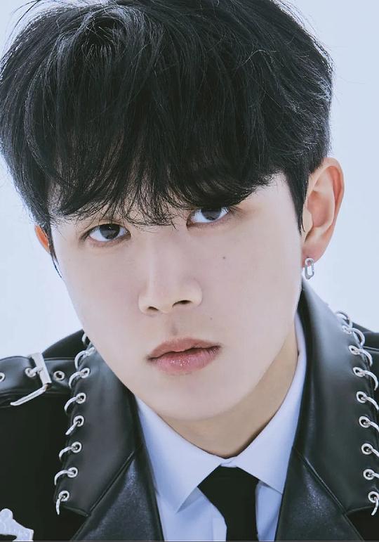 东炫 Dong Hyun照片