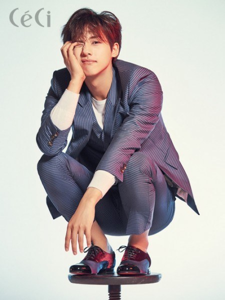 申东佑 Dong-woo Shin照片