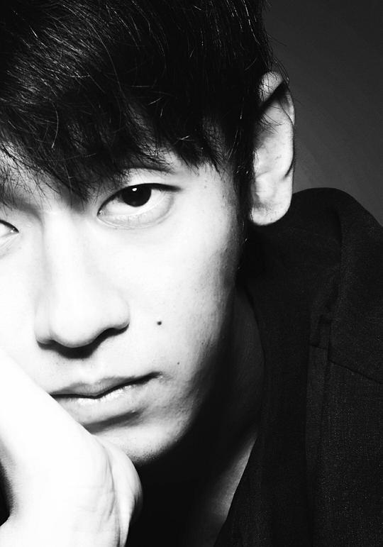 刘亚当 Yadang Liu照片