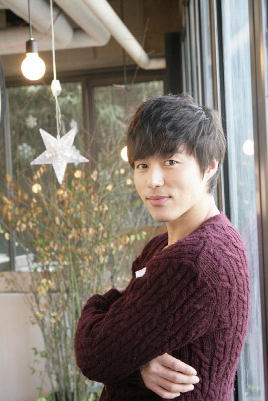 吴珉锡 Min-Seok Oh照片