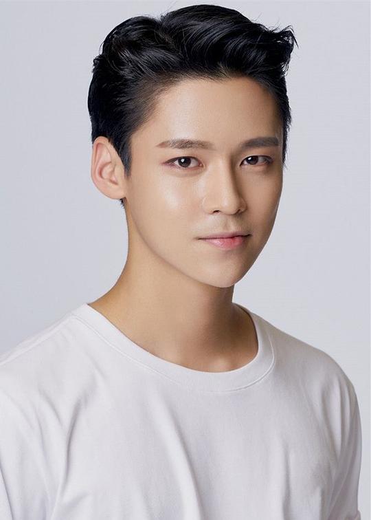 黄正河 Jung-ha Hwang照片