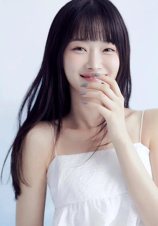 李睿珍 Lee Yejin照片