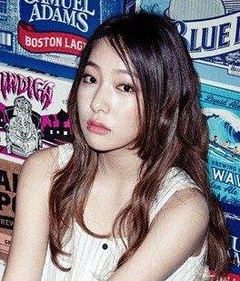 李真伊 Lee Jini照片