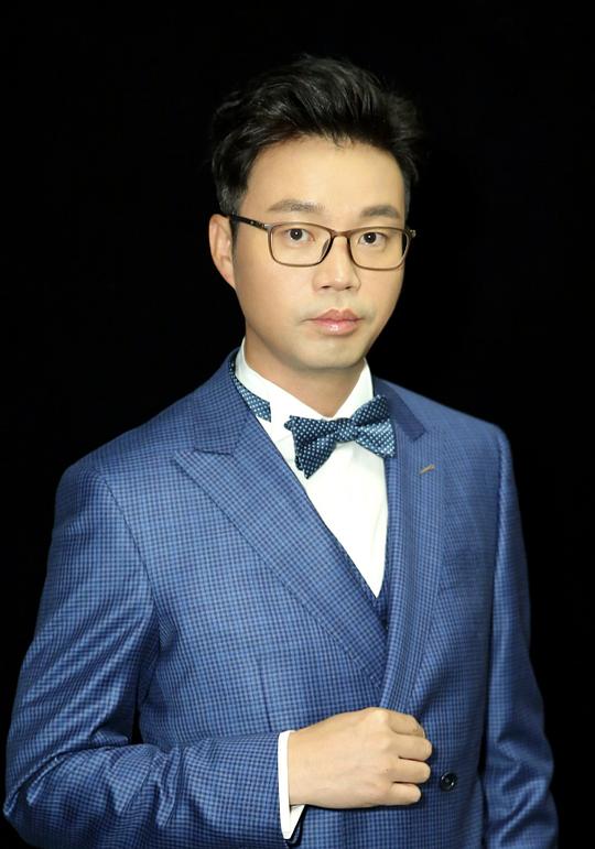 王迅 Xun Wang照片