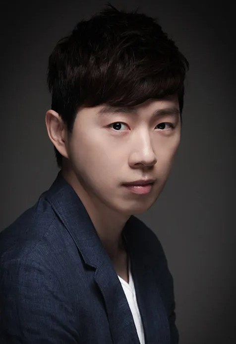 林遥焕 Lim Yo-Hwan照片