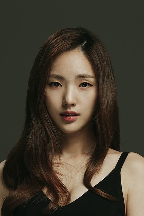 朴雅仁 Park Ah-in照片