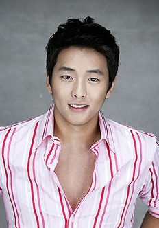 金东允 Dong-yoon Kim照片