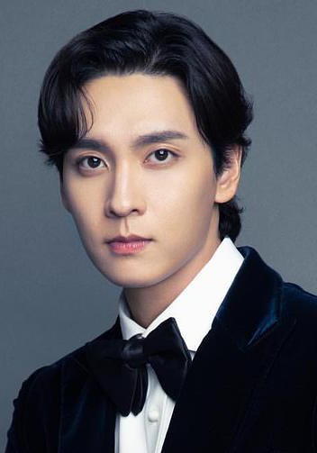 崔泰俊 Tae-Joon Choi照片