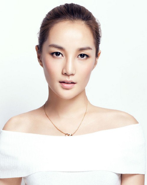 周泓 Hong Zhou照片