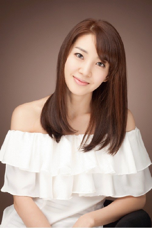 李雅贤 Ah-hyeon Lee照片