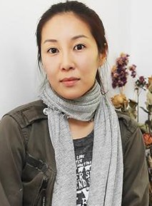 李曙君 Suh-Goon Lee照片