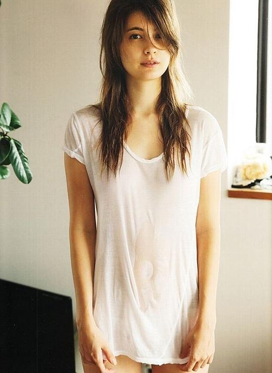 吉布·奈月·玛格丽特 Maggy照片