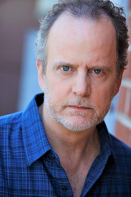 安德鲁·山斯尼格 Andrew Sensenig照片