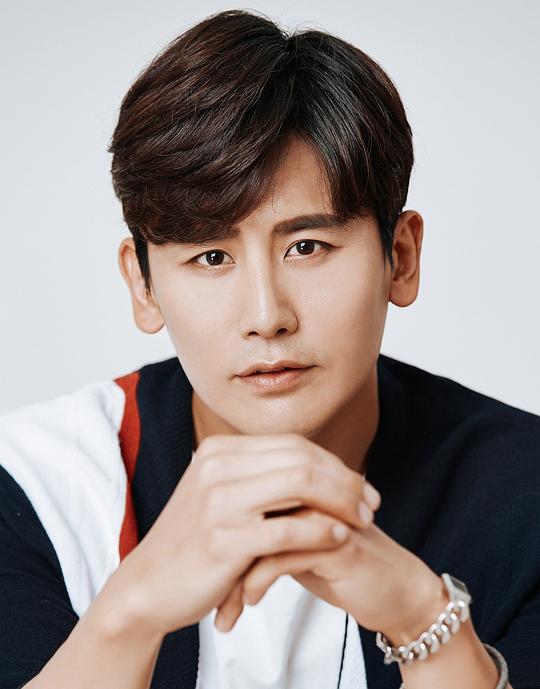 于晓光 Xiaoguang Yu照片