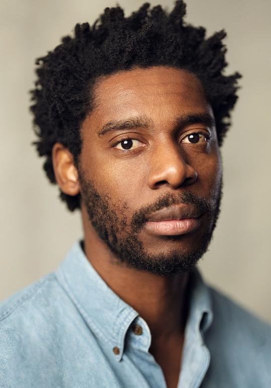 约利·福勒 Yoli Fuller照片