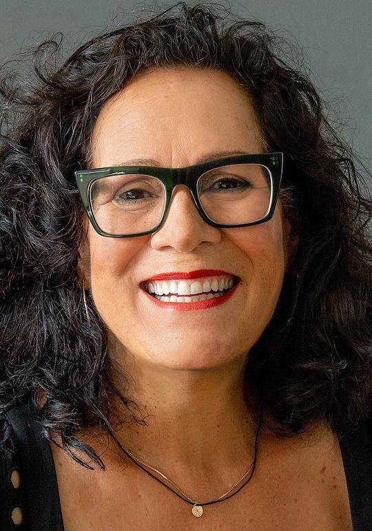 伊西斯·马森登 Isis Mussenden照片